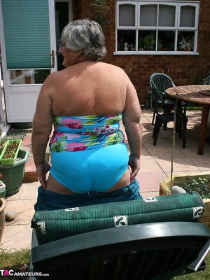 TAC Amateurs are excited to present you with xxx gallery showcasing Grandma Libby xxx gallery 272431