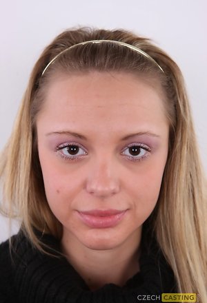 Czech Casting  offers a xxx picture gallery with Eva has a nice shape